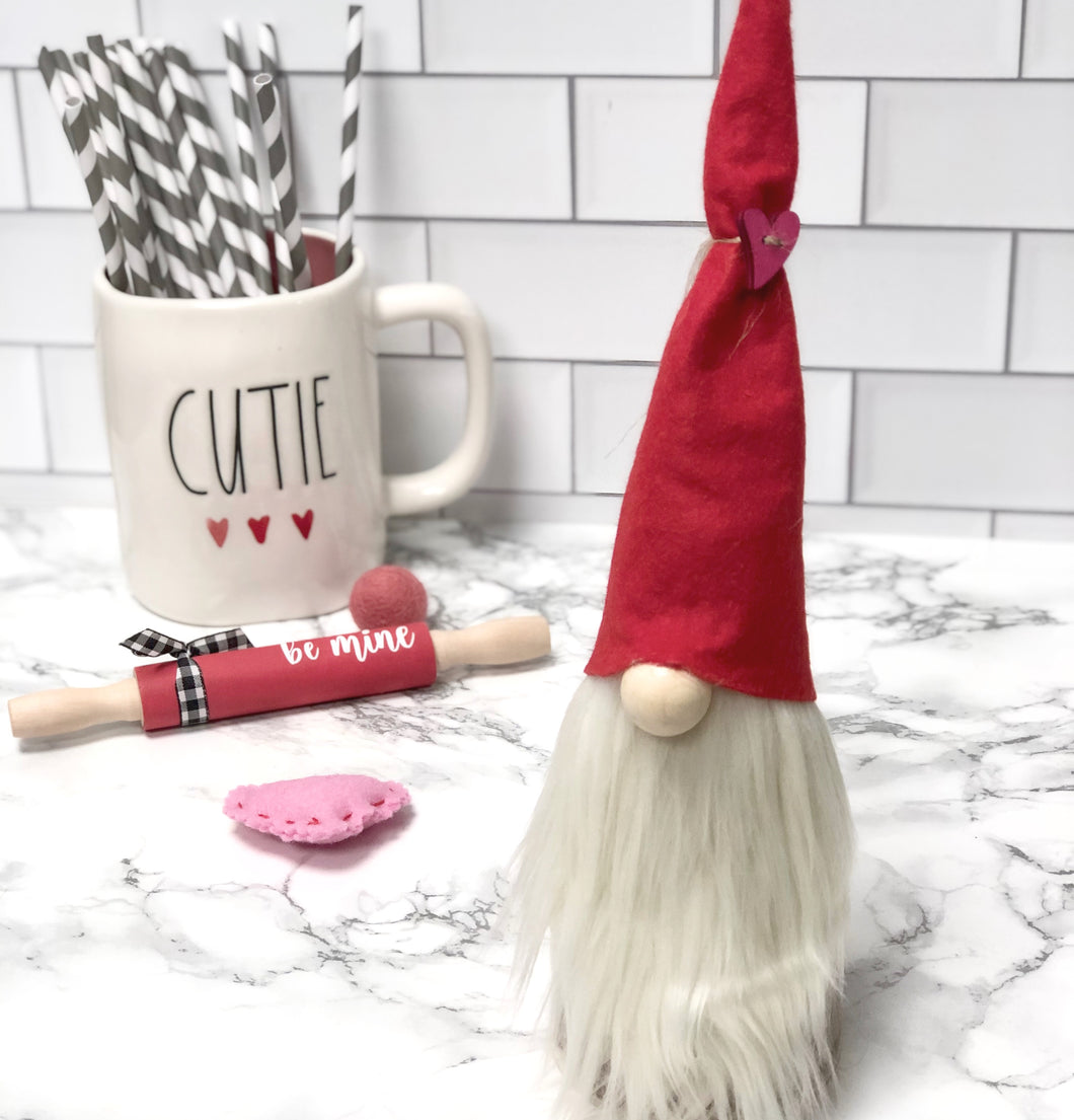 Simple Gnome | Cone Gnome | Valentines Gnome